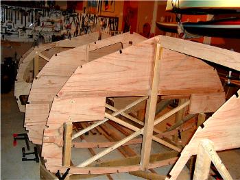 Lapstrake plywood boat plans for amateur boatbuilders
